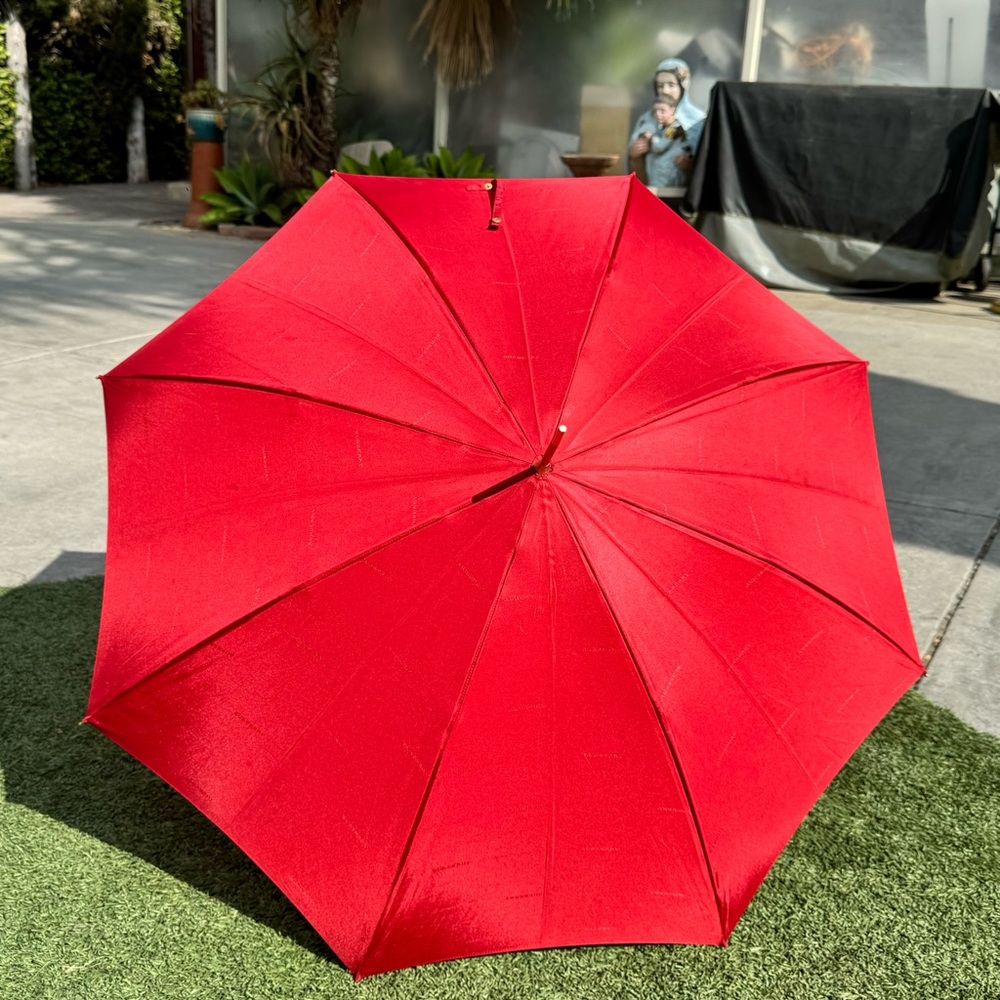 Vintage Burberry Authentic Red Umbrella Bamboo Base 38”